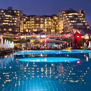 Limak Lara Deluxe & Üdülőközpont Antalya