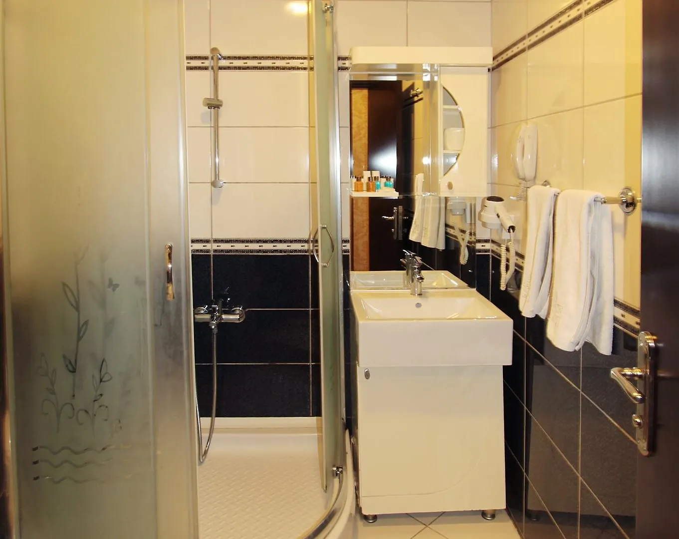 Balin Hotel - Special Category Стамбул